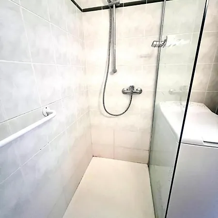Thermale De - Balcon, Ascenseur, Wifi, Parking